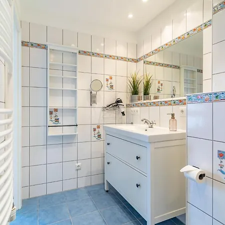 Nr 08 Im Sonnenbad *